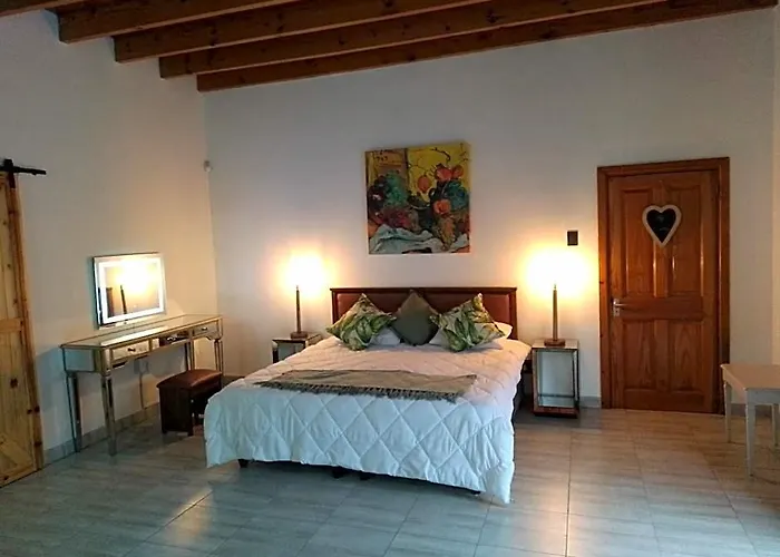 The House Guest House