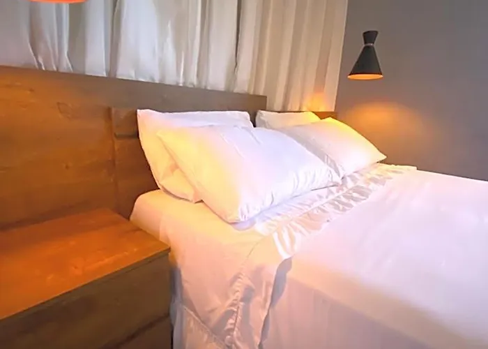 Amoras Suites