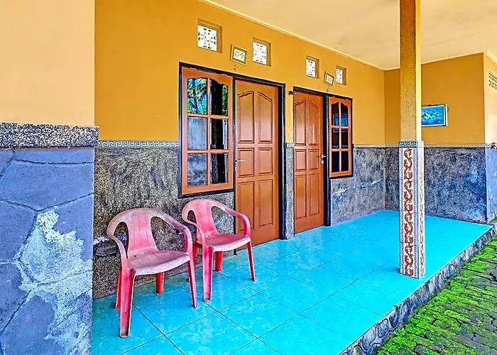 Hotel O Sekar Jagat Near Pantai Baluk Rening