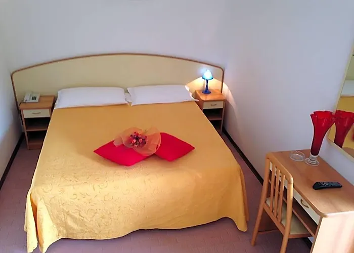 Hotel Antares