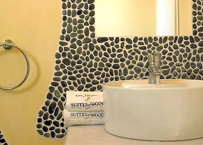 Suites Of The Gods Cave Spa Hotel