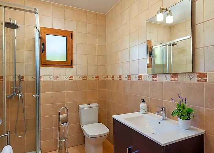 Vista Sol - Villa With Private Pool In Ariany. Free Wifi