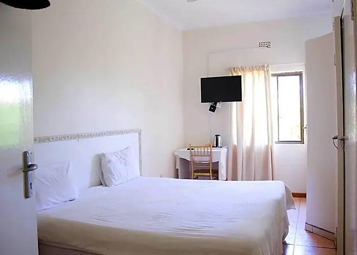 Manzini Palms Inn