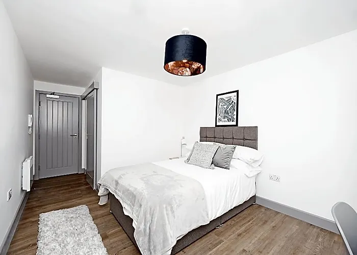 Studio Flat In Carlisle