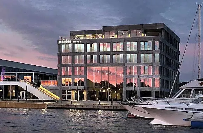 Mandal Hotel - Norway'S Southernmost Hotel