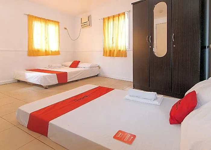 Reddoorz @ Moss Hotel Guevarra Dasmarinas