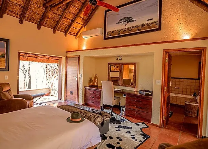 Ilanga Safari Lodge - Welgevonden Game Reserve