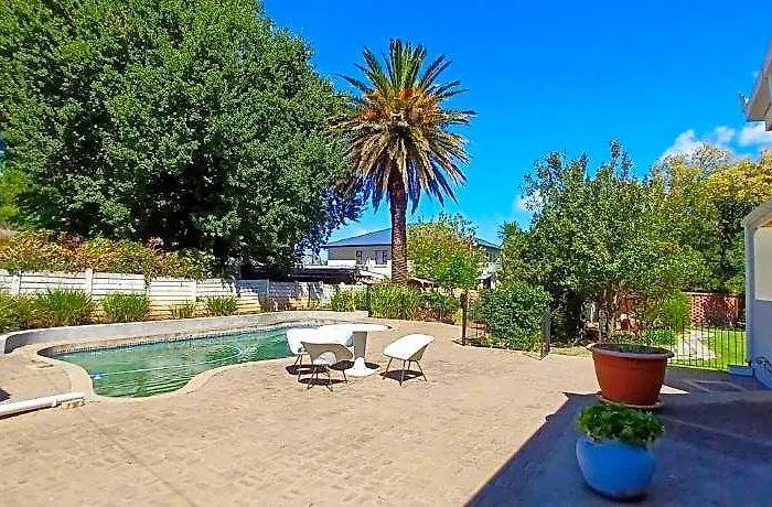 Garden Court Guest House