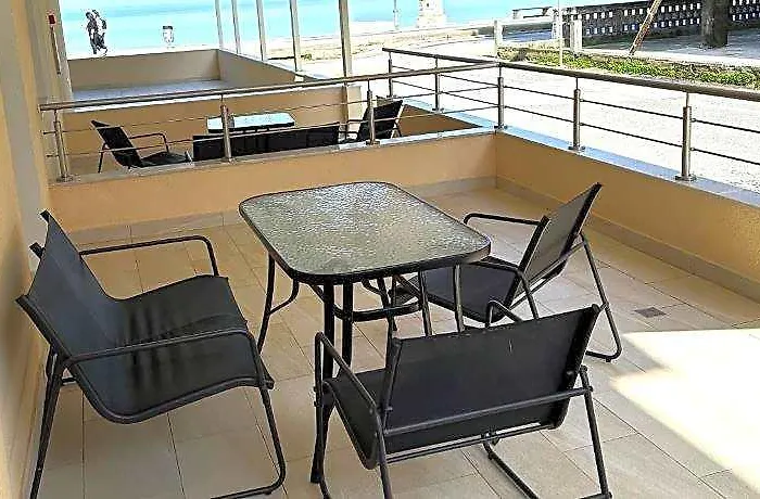 Navarino Luxe Suites With Sea View