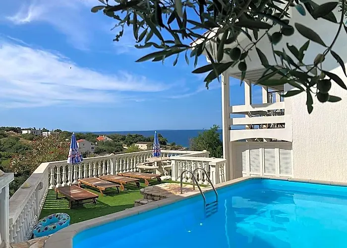 Apartments Ruzmarin