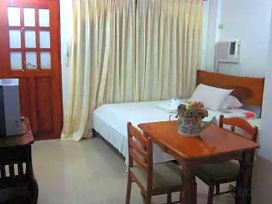 Baywalk Garden Pension House