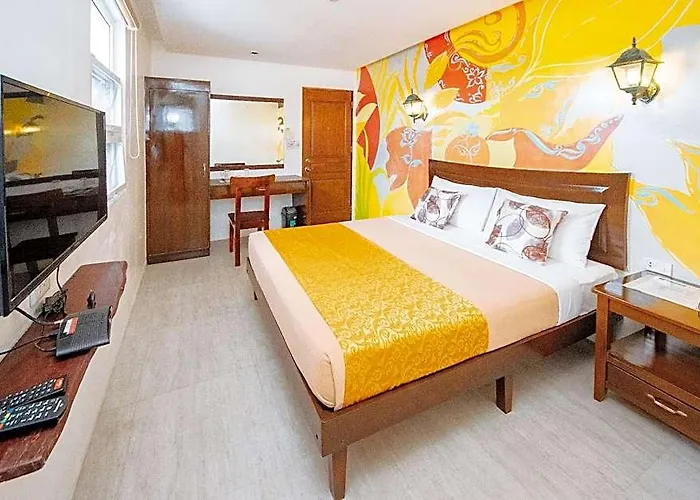 Reddoorz @ Pension Ivatan Batanes