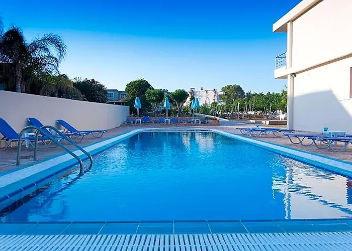Amaryllis Hotel Apartments
