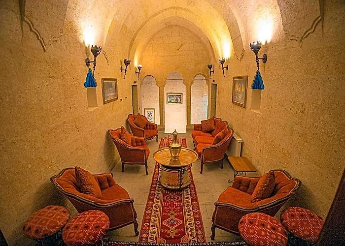 Pietra Cave Suites