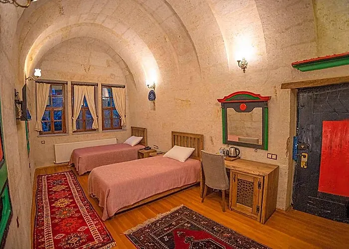 Pietra Cave Suites