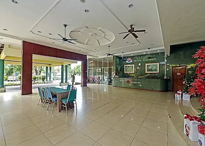 Teluk Batik Holiday Apartment