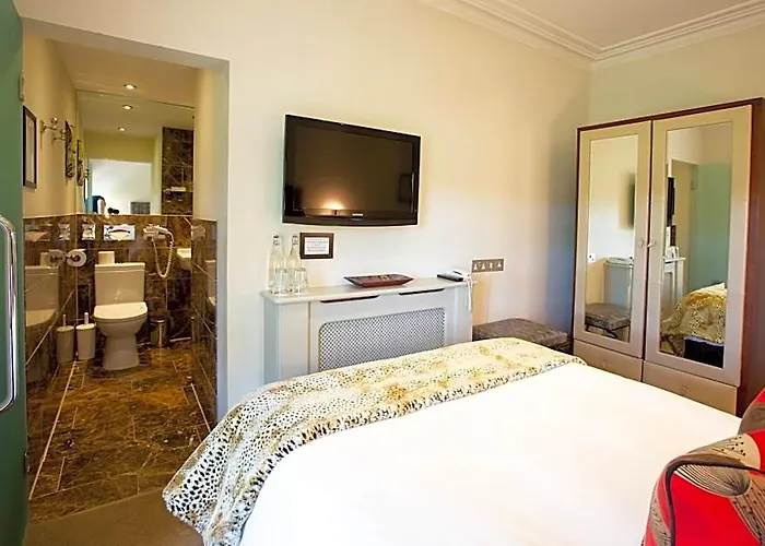 Hartnoll Hotel