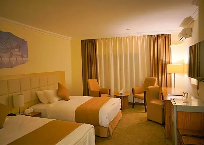 Silk Road Hotel