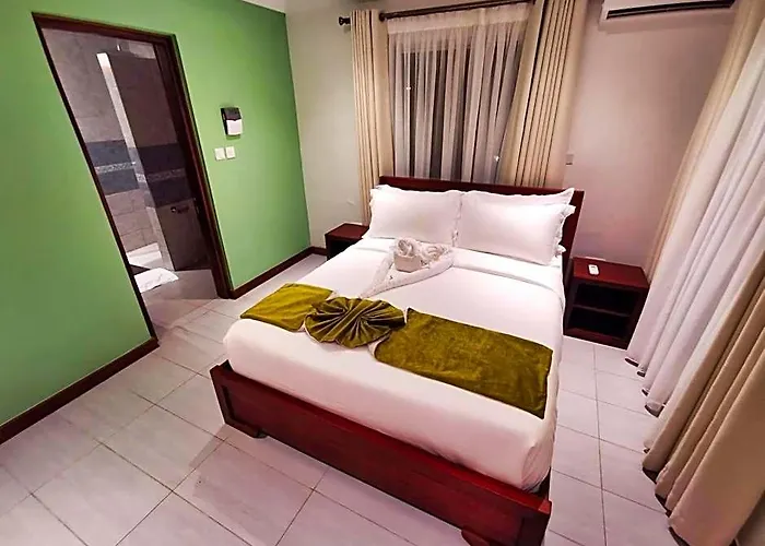 Searenity Beach Villa