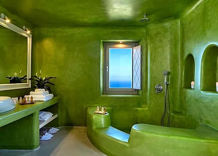 Skyfall Suites - Adults Only