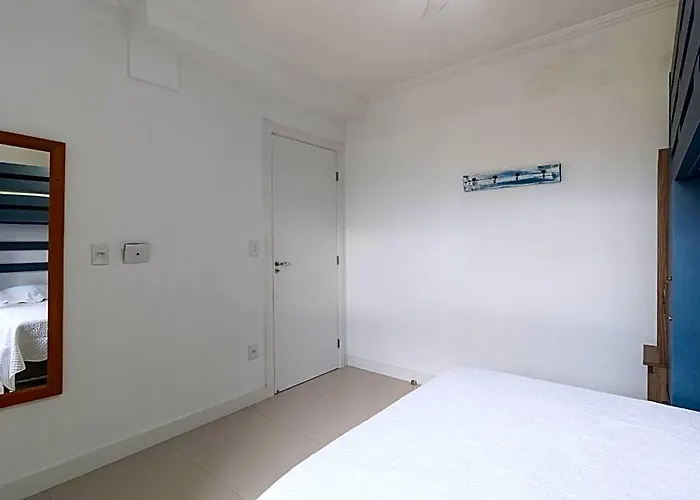 Apartamento Com 2 Dormitorios No Coracao Da Praia Grande - Torres/ Rs