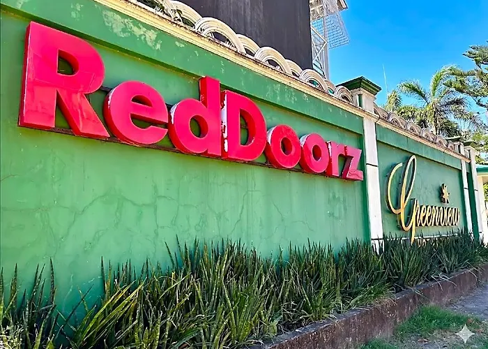 Reddoorz @ Greenview Hotel And Restobar Masbate