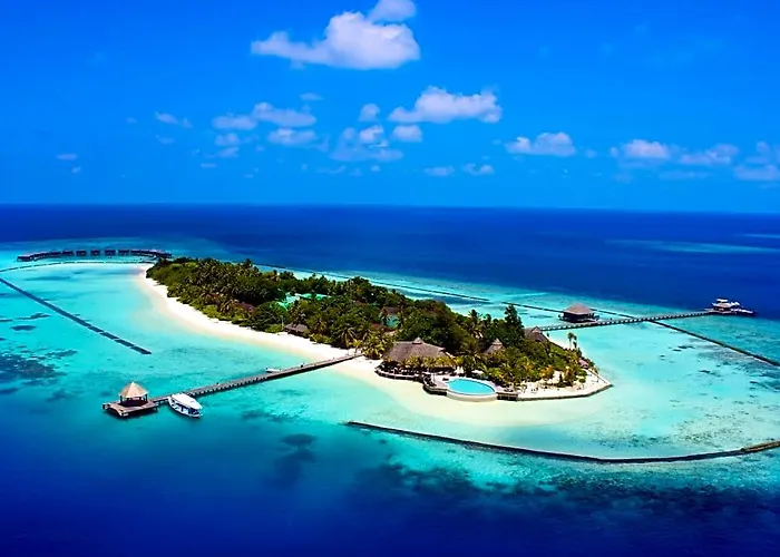 Komandoo Island Resort & Spa