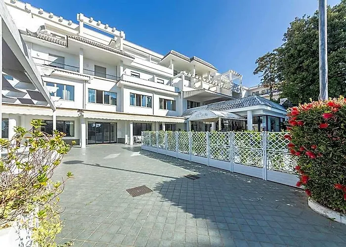 Hotel Sakura, Sure Hotel Collection By Best Western