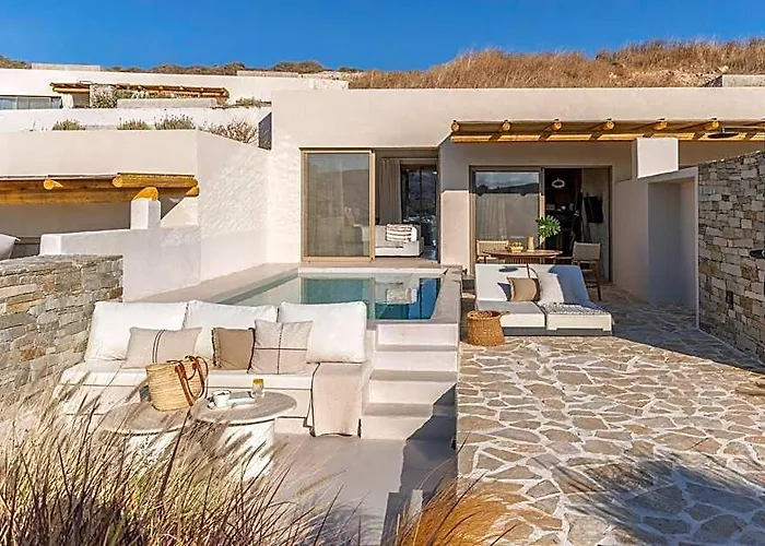 Solus Suites Milos