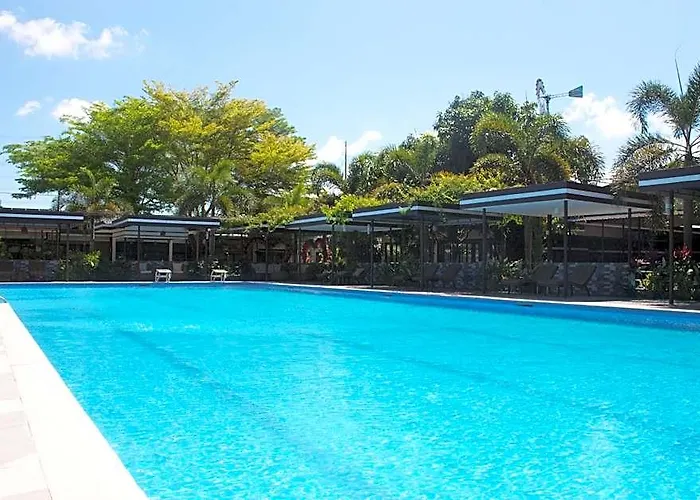 Maclare Resort