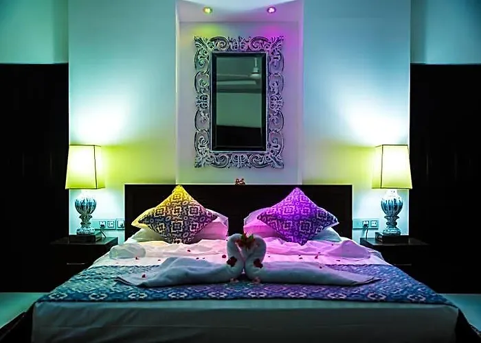 Island Charm Of Praslin