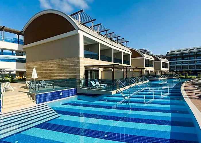 Tui Magic Life Jacaranda