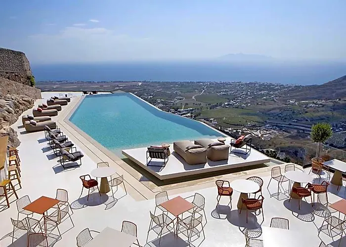 Elessa Hotel