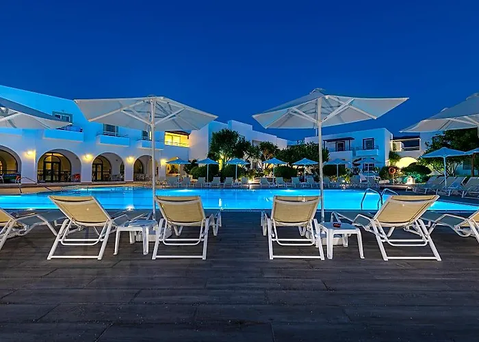 Alexandra Beach Hotel And Apartments