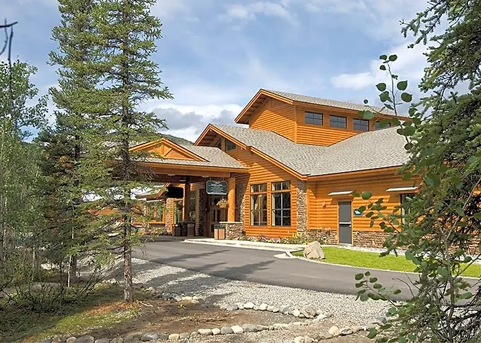 Denali Park Village