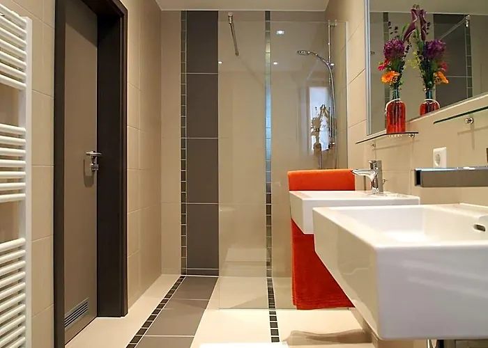 Myhotel