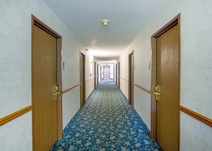 Hotel Osage Beach By The Lake Of The Ozarks