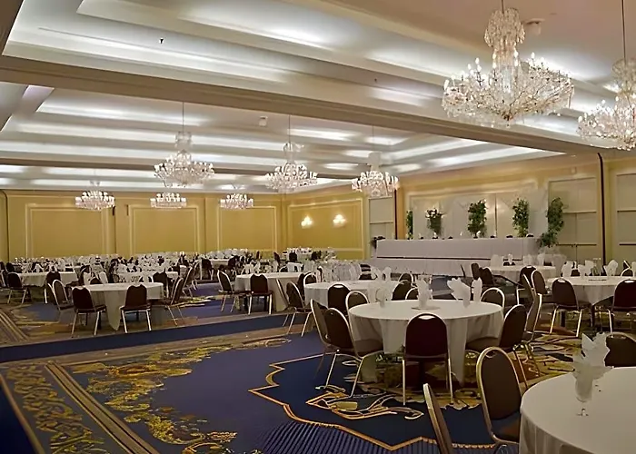 Mckinley Grand Hotel
