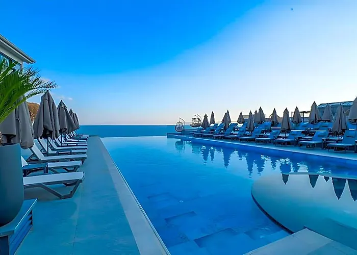 Ada Port Hotel Adults Only