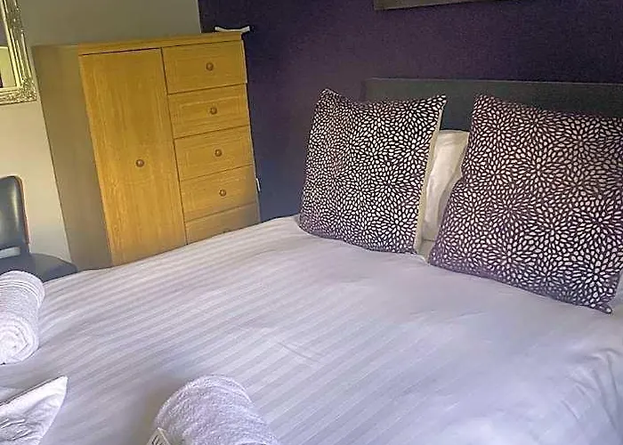 Turf Hotel