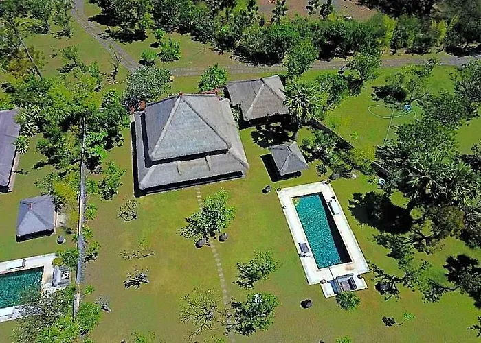 Puri Ganesha Villas