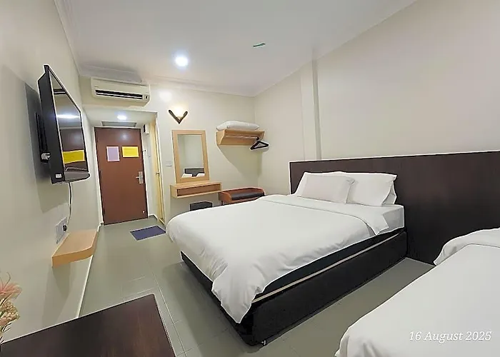 G Six Hotel