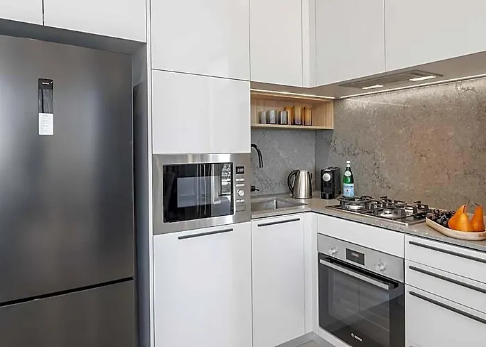 Meriton Suites George Street, Parramatta