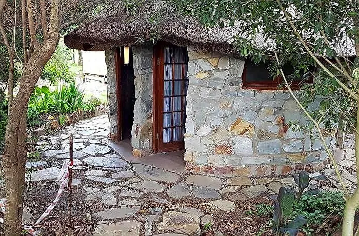 Tube N Axe Lodge And Backpackers