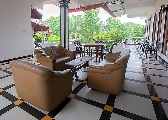 Peacock Reach Hotel