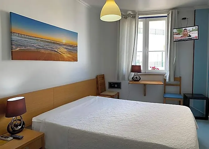 Weaa Hotel