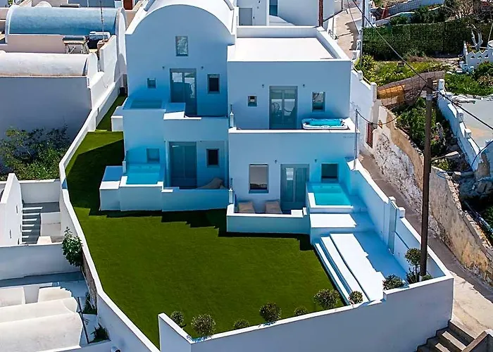 Cycladic Suites & Spa