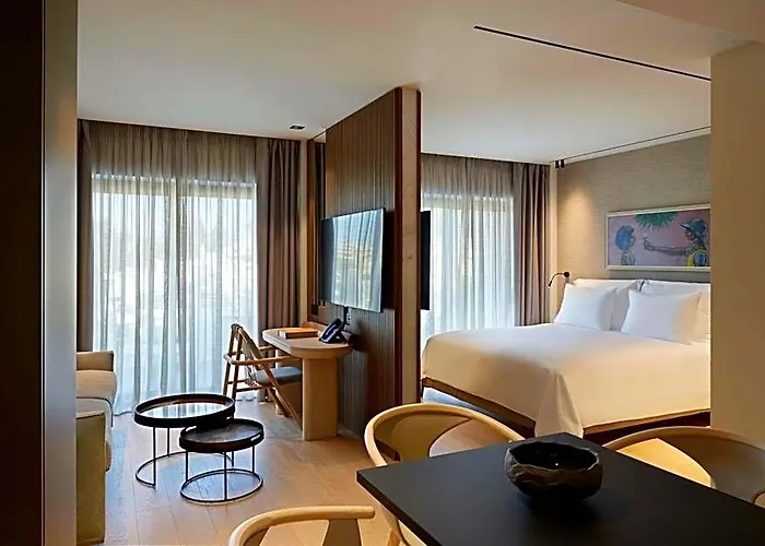 Dusit Suites Athens