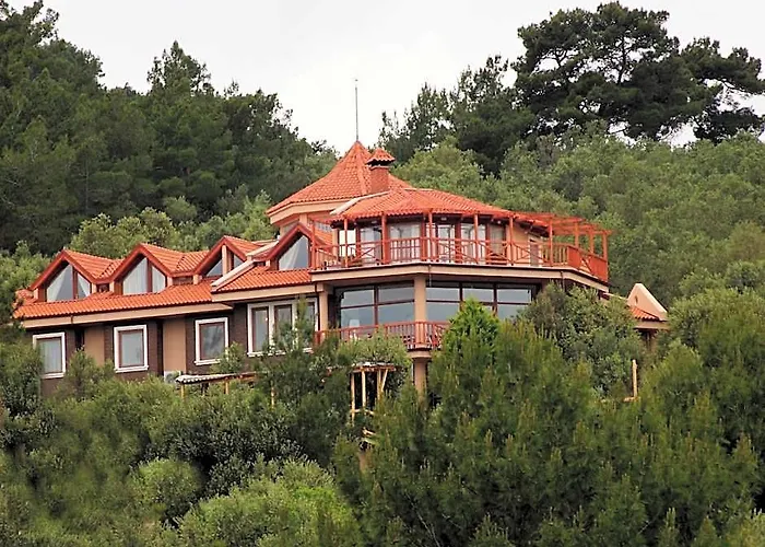 Aeneas Hotel