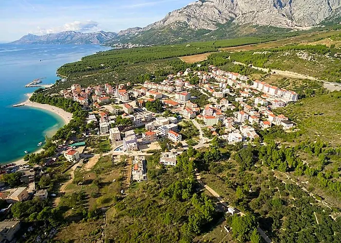 White Stone Villa 43